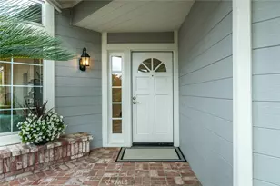 21714 Agajanian Ln, Saugus, CA 91350 - Photo 3