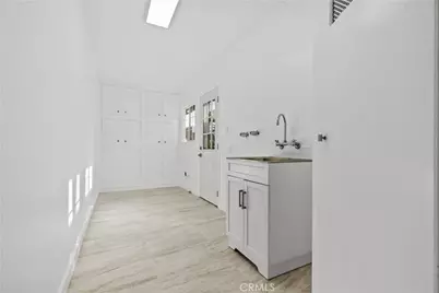 9506 Burnet, North Hills, CA 91343 - Photo 35