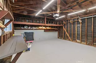 8372 Outland View Dr, Los Angeles, CA 91352 - Photo 61