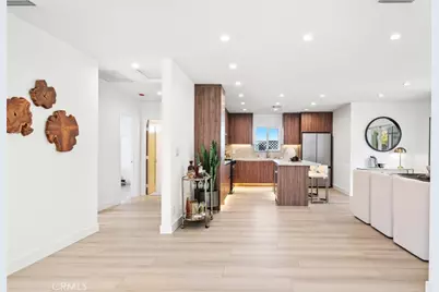 8372 Outland View Drive, Los Angeles, CA 91352 - Photo 29