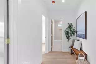 8372 Outland View Dr, Los Angeles, CA 91352 - Photo 33