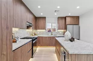 8372 Outland View Dr, Los Angeles, CA 91352 - Photo 21