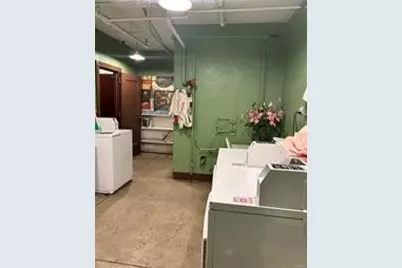 2121 James M Wood Boulevard #205, Los Angeles, CA 90006 - Photo 15