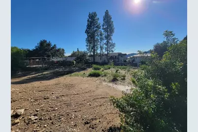 2442 Cross Street, La Crescenta, CA 91214 - Photo 1