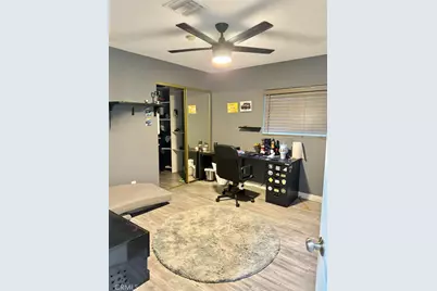 10549 Rhodesia, Sunland, CA 91040 - Photo 9