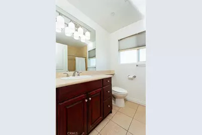 10160 Fernglen Avenue #7, Tujunga, CA 91042 - Photo 23