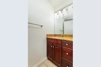 10160 Fernglen Avenue #7, Tujunga, CA 91042 - Photo 15