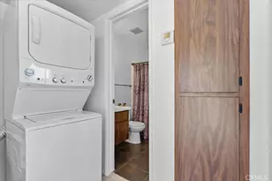 320 McHenry Road, Glendale, CA 91206 - Photo 15