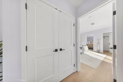 5700 Vista Del Monte, Sherman Oaks, CA 91411 - Photo 29