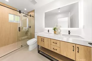 5700 Vista Del Monte, Sherman Oaks, CA 91411 - Photo 19