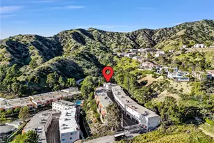 8038 Via Pompeii, Burbank, CA 91504 - Photo 31