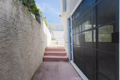 10274 Tujunga Canyon Boulevard #4, Tujunga, CA 91042 - Photo 25