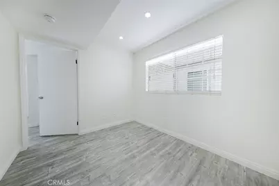 10274 Tujunga Canyon Boulevard #4, Tujunga, CA 91042 - Photo 13