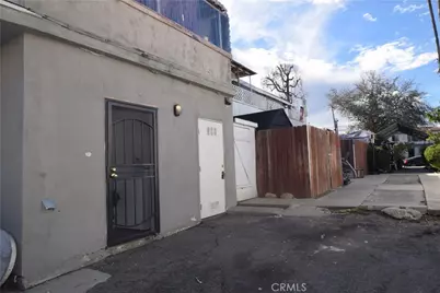 6708 Whitsett Avenue, North Hollywood, CA 91606 - Photo 5