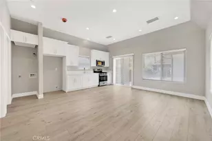 1055 Allen, Glendale, CA 91201 - Photo 9