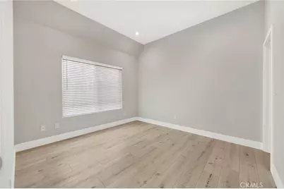 1055 Allen, Glendale, CA 91201 - Photo 11