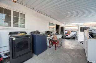 11214 Woodley, Granada Hills, CA 91344 - Photo 17