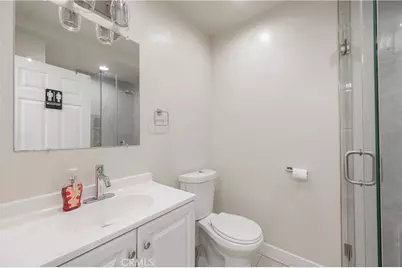 11214 Woodley, Granada Hills, CA 91344 - Photo 11