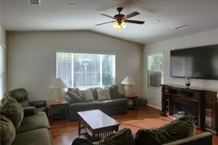 11713 Clematis Dr, Corona, CA 92883 - Photo 5