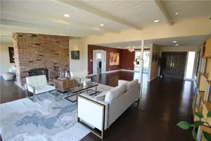 20216 Delita Dr, Woodland Hills, CA 91364 - Photo 3