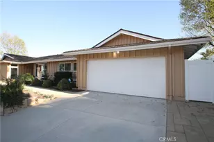 20216 Delita Dr, Woodland Hills, CA 91364 - Photo 17