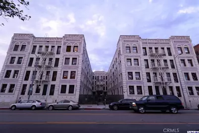 2121 James M Wood Boulevard #224, Los Angeles, CA 90006 - Photo 29