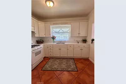 2121 James M Wood Boulevard #224, Los Angeles, CA 90006 - Photo 13