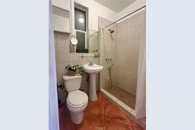 2121 James M Wood Boulevard #224, Los Angeles, CA 90006 - Photo 17