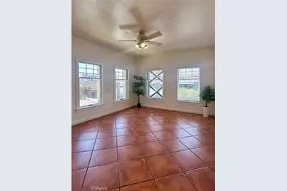 2121 James M Wood Boulevard #224, Los Angeles, CA 90006 - Photo 3