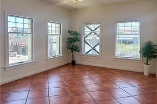 2121 James M Wood Blvd, Los Angeles, CA 90006 - Photo 3