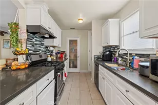 10323 Eldora, Sunland, CA 91040 - Photo 17