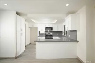 10214 Samoa, Tujunga, CA 91042 - Photo 5