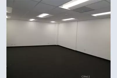 3500 N San Fernando Boulevard, Burbank, CA 91505 - Photo 13