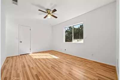 8676 Sky Line Drive, Pinon Hills, CA 92372 - Photo 17