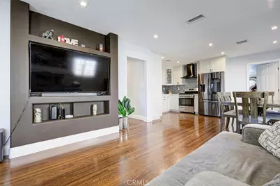 7007 Murietta Avenue, Van Nuys, CA 91405 - Photo 7