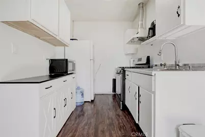 7007 Murietta Avenue, Van Nuys, CA 91405 - Photo 27