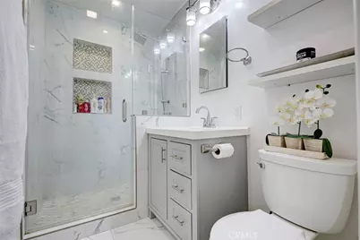 7007 Murietta Avenue, Van Nuys, CA 91405 - Photo 13