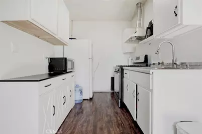 7007 Murietta Avenue, Van Nuys, CA 91405 - Photo 27