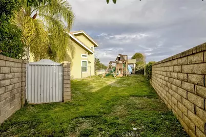 28030 Kenton, Saugus, CA 91350 - Photo 31