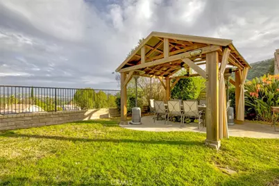 28030 Kenton, Saugus, CA 91350 - Photo 27