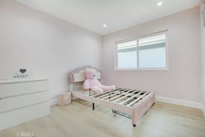 28030 Kenton, Saugus, CA 91350 - Photo 51