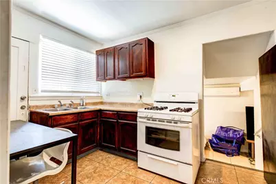 201 S Benton, Los Angeles, CA 90057 - Photo 29