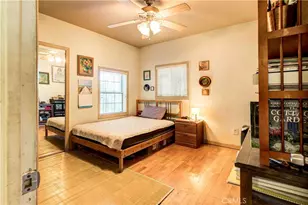 201 S Benton, Los Angeles, CA 90057 - Photo 21