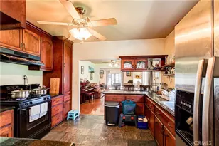 201 S Benton, Los Angeles, CA 90057 - Photo 15