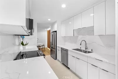 949 N Kings #215, West Hollywood, CA 90069 - Photo 23