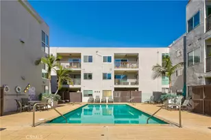 949 N Kings, West Hollywood, CA 90069 - Photo 47