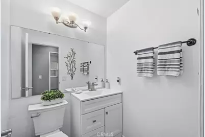 45664 Balmoral Court, Lancaster, CA 93534 - Photo 9