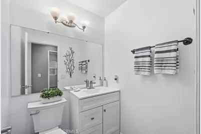 45664 Balmoral Court, Lancaster, CA 93534 - Photo 9