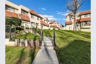 17951 River Circle #3, Canyon Country, CA 91387 - Photo 39