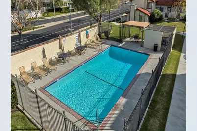 17951 River Circle #3, Canyon Country, CA 91387 - Photo 43